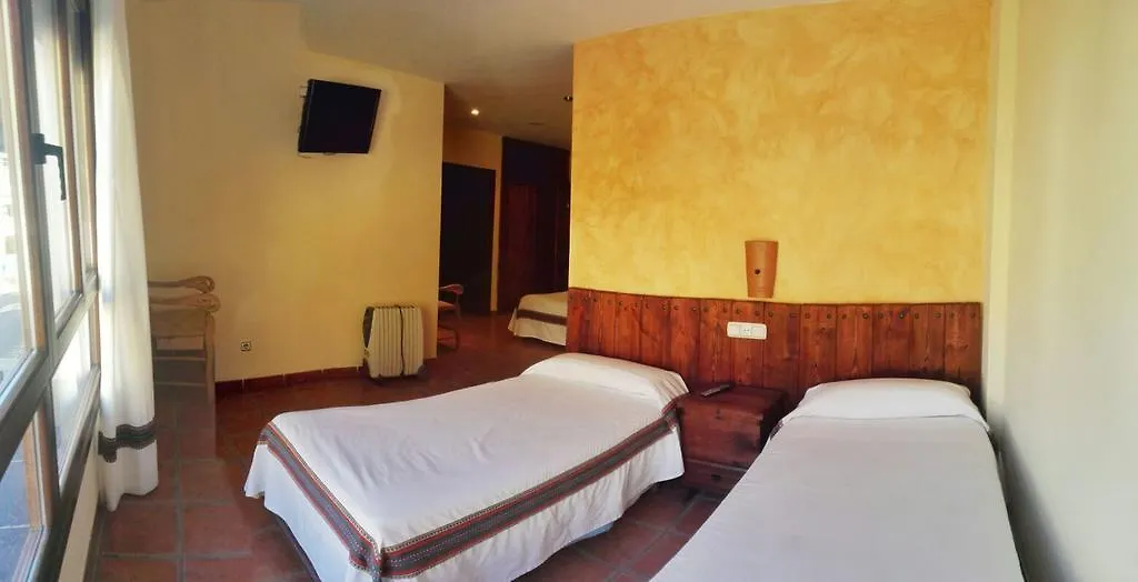 Hostal Mulhacen Trevelez Guest house